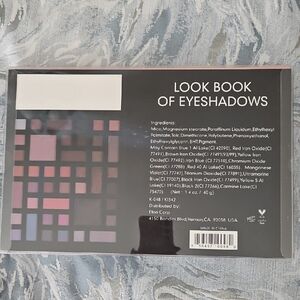 Prolux - Look Book of Eyeshadows (New In Box, 45 Colors)